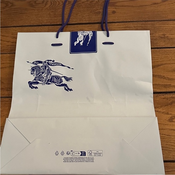 Burberry White and Blue Tote Bag - Picture 5 of 9